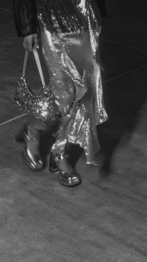 172 reactions | Chapter One: The Unspoken Light Giữa không khí lễ hội rộn ràng, hãy để vẻ đẹp rực rỡ và tinh thần tự do dẫn lối bạn tỏa sáng theo cách riêng. Khám phá ngay BST Holiday 2025: https://s.charleskeith.vn/ywq On a night made for revelry, be bold and dress in splendour. Explore the all-new Holiday 2025 campaign now: https://s.charleskeith.vn/ywq #CharlesKeithCelebrates #CharlesKeith_VN | CHARLES & KEITH | Facebook