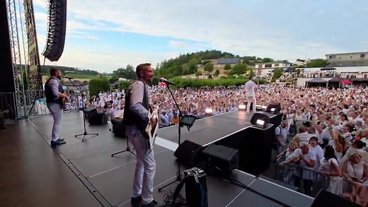 Die Grubertaler jetzt live auf der Bühne - Schlagernacht in Weiss - Döckingen 🇩🇪 www.grubertaler.at | Die Grubertaler