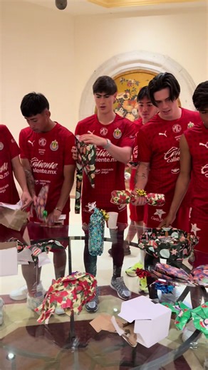 Los Regalos de Chivas para Todos los Aficionados