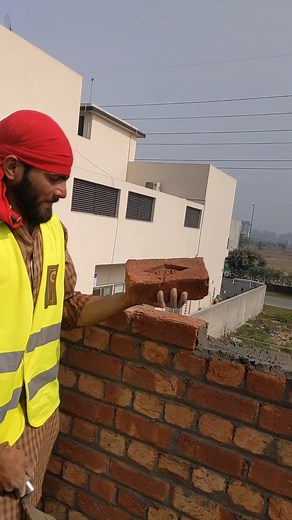 How to Build a Brick Wall: Construction Tips and Tricks #construction #brickwall #diy #homeimprovement #homerenovation #bricklaying #constructiontips #brickwork #bricklayingtips #brickmasonry #buildingconstruction #brickhouse #bricklayers #constructionworker #buildyourhome | Glorious Builders