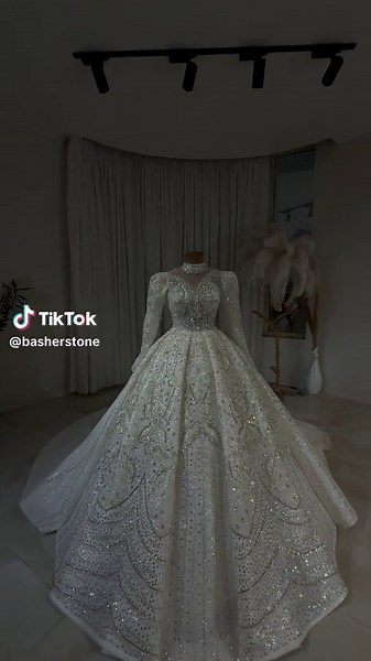 فساتين زواج فخمه: تصاميم راقية للعرس