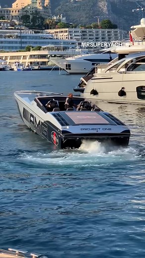 Amg power on the sea 🔥 ________________________________ Video @mrsuperyachts #sea #power #boat #performance #fyp | Novara Jouy