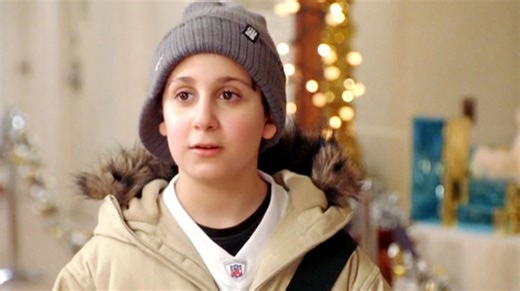 What Happened To The Kid Who Played Young Michael Hobbs In Elf? - The List