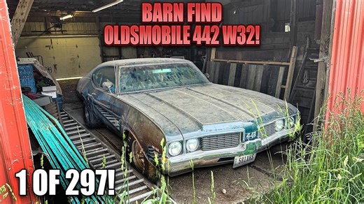 Resurrecting an Oldsmobile 442 W32 with first wash in years