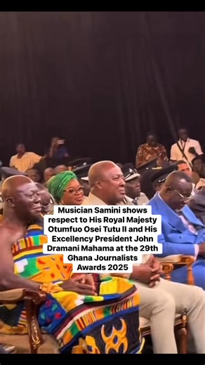 Musician Samini shows respect to His Royal Majesty Otumfuo Osei Tutu lI and His Excellency President John Dramani Mahama at the 29th Ghana Journalists Awards 2025 #Ghana Journalists Awards #29th Ghana Journalists Awards 2025 #ghananewstoday #Onua #tv3 #ghana #samini | Gh Secrets