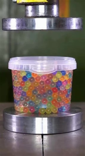 Hydraulic Press ASMR Experience: Unwind with Soothing Sounds