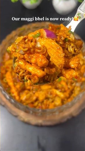 5 min street style maggi chaat |😍 #maggiebhel #maggirecipe#streetfoodindia