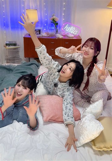 #ISSUE_SuperLuna Challenge 🌙 🛋️ Pajamas ver. 😴 IS:SUE 4TH SINGLE ┃𝗣𝗛𝗔𝗦𝗘┃ 2026.01.14 Release #ISSUE #이슈 #PHASE #NewMusic