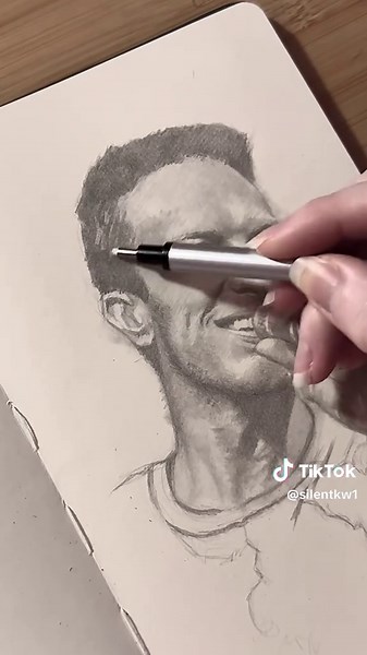 I’m seeing @coldplay next weekend! So I had to draw Chris Martin in my sketchbook #sketchbook #drawing #drawingvideo #artistsoftiktok
