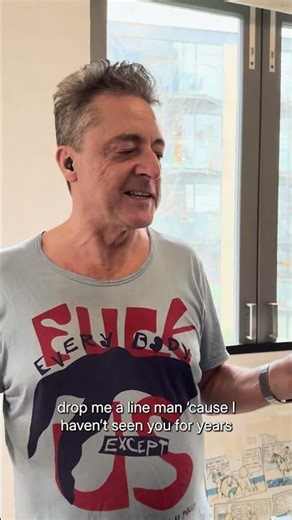 At The Decks: 'London Bridge Is Falling Down' by Newtrament