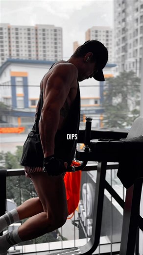 Dips Tutorial — Powerful Chest Exercise #gym #fitness #chest #training