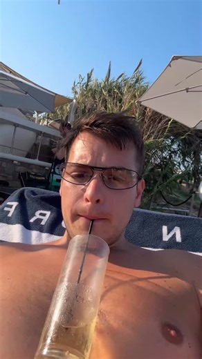 Beat your chest can’t hold a drink | Elliott Norris