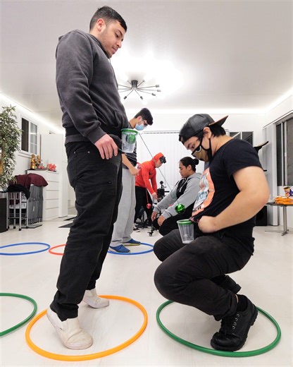 4.3M views · 9K reactions | Jingle those bells all the way to the goal post ⚪ | Outscord | Facebook