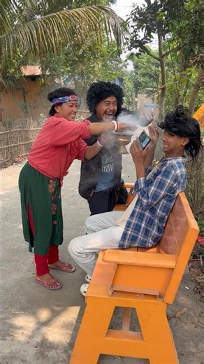 Ladka Ko Dhua Khila Ke Sona Ka Chain Loot Liya 😄😂😁 #funny #viral #shorts