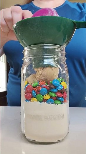 Making M&M Cookie Mix In A Jar