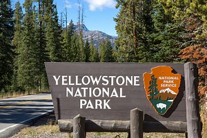 What would happen if Yellowstone’s supervolcano erupted?