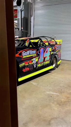 Wrapped and race-ready 💥 Fresh look for the 14B Chatham Late Model—can’t wait to see this dirt car fly. #LateModel #DirtTrackRacing #RaceWrap #Chatham14B #WrappedToWin 🏁