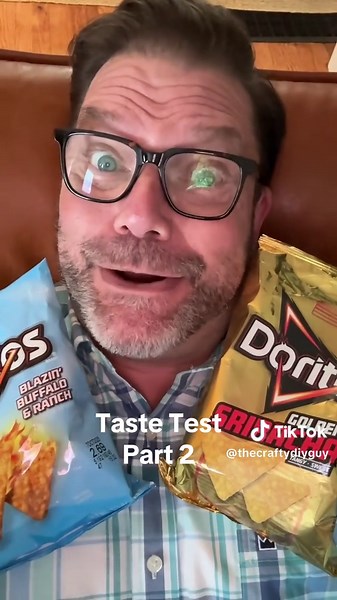 Taste Test @Doritos Part 2 - what’s the better flavor? #hotmustard #blazinbuffaloranchdoritos or #Goldensirira flavored Doritos? #tastetest #doritos #newflavor #delish #snacks
