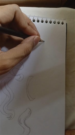 trying to draw strands of hair🥲 #art #drawing #shorts #sketch