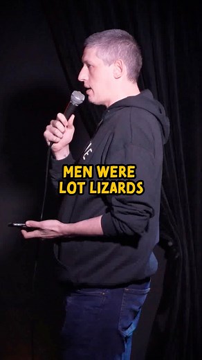 Ratatouille with a possum under the hat🤣🤠🐀#standup #standupcomedy #roastbattle | The Riot - Standup Comedy Club