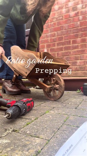 DIY Ideas for Small Patio Gardens