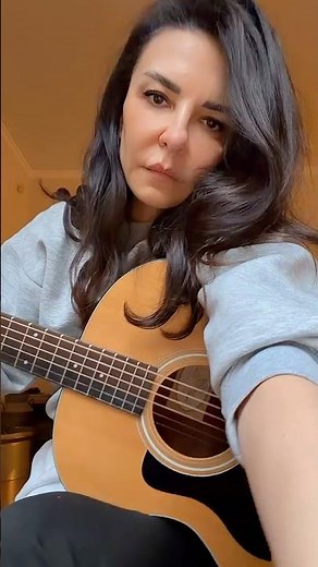 Fatma Turgut - Size "Bir Pazar Kahvaltısı" Söyledim! #akustik