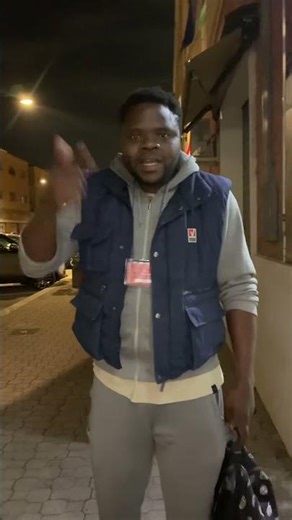 Spettacolo di AirPortSecurity #livewallpaper #guitar #music #rock #metal #perte #neiperte