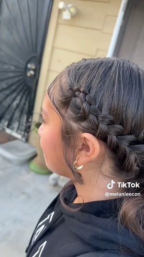 Cute and Easy Hairstyles for Volleyball Practice