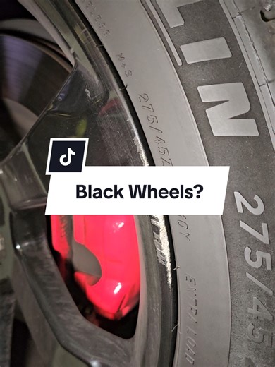 Instant Rim Scratch Repair with Wheel Paint Pen