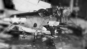 The Desert Storm deck incident that nearly sent an E-2C into an F-14