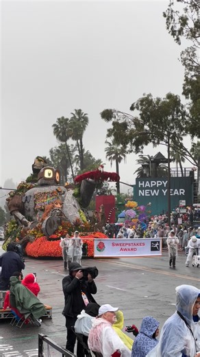 Cal Poly Pomona on Instagram: "Happy New Year from a very rainy @rose_parade! 🌹 🌧️ For the first time ever, our @calpolyrosefloat received the 2026 Sweepstakes Trophy, the parade’s top honor recognizing the most beautiful entry! 🏆 👏 What was your favorite part of the float?"
