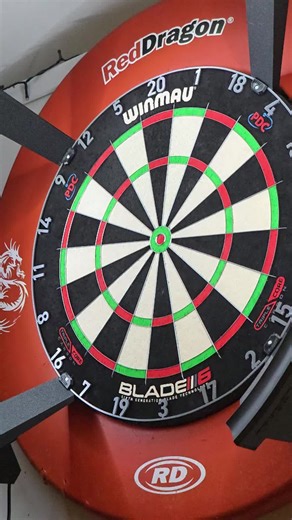 Pool was getting easy, so starting darts now 👀 Currently averaging 67.6 and highest checkout 167 #180 #darts