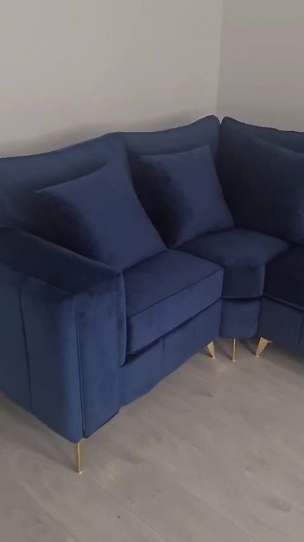 #interiordesigner #furnituredesign #uk #furniture #livingroomdecor #decor #couch #livingroommakeover #sofa #sofas #house #cornersofa #cornersofa