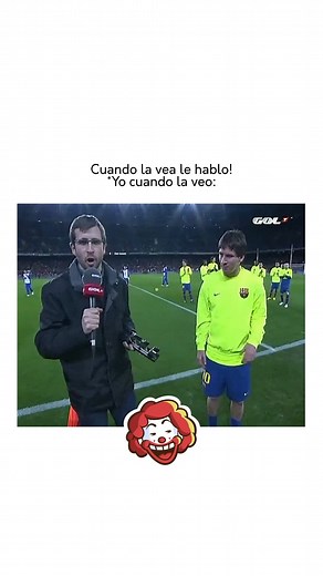 Memennials on Instagram: "Cuando la vea le hablo! *Yo cuando la veo: #memennials"