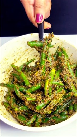 Green chillies 🌶️ Pickle #shorts #asmr #food #foodshorts #chillipickle #spicy #homemade #recipe