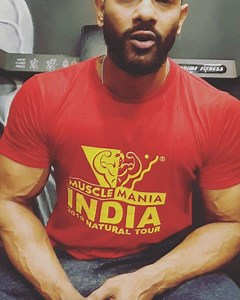 7.7K views · 16 shares | Here's a quick tip to target your inner pecs specifically. Musclemania Musclemania India BOSS Fitness | Mohsin Khan | Facebook