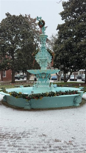 Visit Chestertown on Instagram: "First snow of the season ❄️ happy snow day Chestertown! #chestertownmd #downtownchestertown #eastcoastlifestyle #eastcoaster #coastaltown #historictown #easternshoremd #maryland"