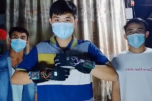 Engineering students develop sign language voice converter for thesis
