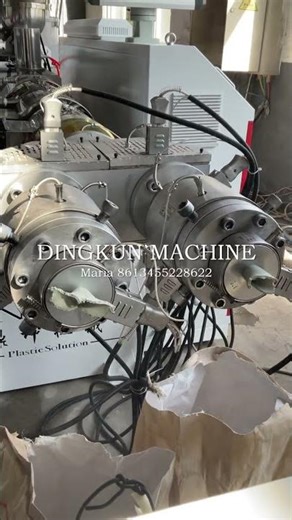 Small diameter one for two pvc pipe machine