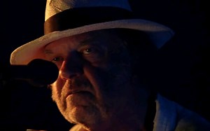 【Neil Young】Hey Hey, My My (Into the Black) (Live in Toronto 2011)