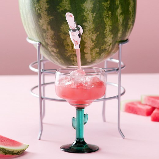 8 reasons why an immersion blender should be your new BFF in the kitchen. | Tastemade