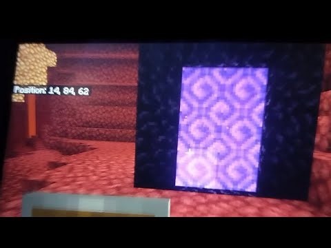 Making a nether portal in Minecraft creative mode