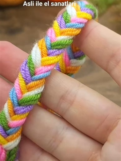 Easy Crochet Tutorial for Beginners