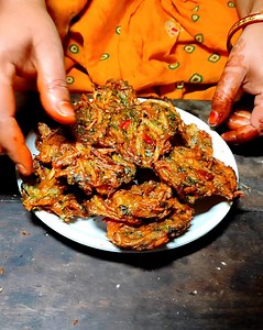 7.1K views · 55 reactions | Piyaji recipe #mehekkitchenvlog #viral #reels #trending #snakes | Mehek Kitchen Vlog | Facebook