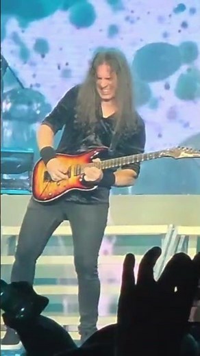 Acid Rain solo-Angra Reunion. Quem estava lá? 🎸🔥#Angra #AcidRain #live #guitar #shorts