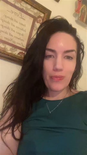 “She collapsed in a parking lot…and the global investigation unit known as Candace Owens’ podcast couldn’t find a single eyewitness?? Suspicious.”Meanwhile, normal people: going to work, living their lives, not calling into a podcaster’s tip line like it’s the FBI.