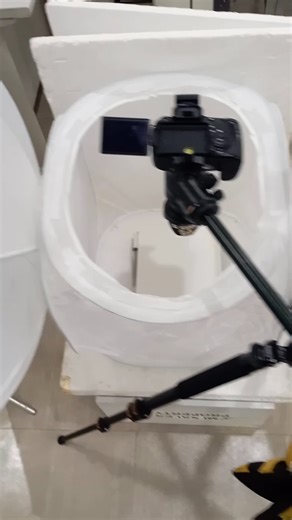 9.2K views · 63 reactions | Light Tent for a clean, even lighting for product photography #photography #tips #fyp #foryoupageシ | Photographytips101 | Facebook