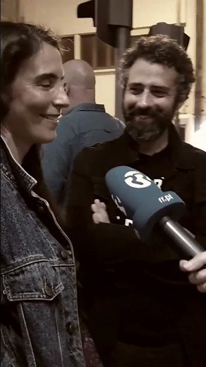 Extremamente Desagradável ao Vivo... à porta do Coliseu do Porto!
