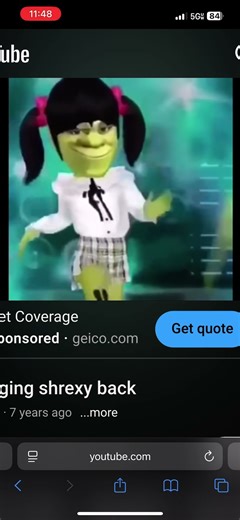 Shrek dancing as a fem girl