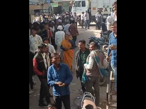 યુરિયા ખાતર ની અછત (થરા) તાલુકો કાંકરેજ જિલ્લો બનાસકાંઠા 